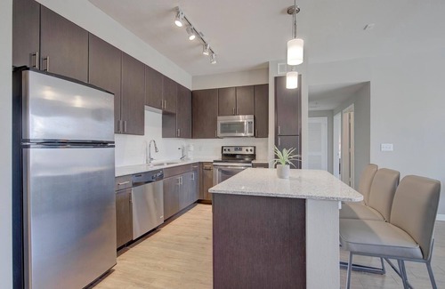 Terrell Heights Apartment | Landing | Beautiful 2BD, Yoga Studio, Courtyard