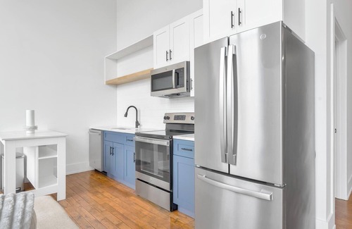 Greenville Apartment | Landing | Beautiful 2BD, Yoga Studio, Gym