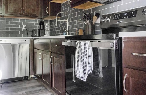 Indianapolis Apartment | Landing | Chic 2BD, Game Room, Gym