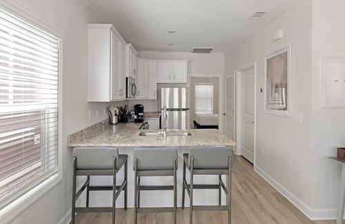 Huntsville Apartment | Landing | Incredible 1BD, Gym, Pool