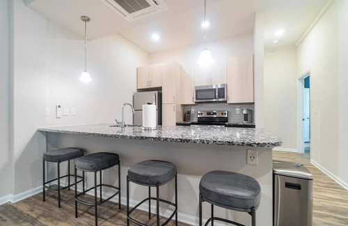 Charlotte Apartment | Landing | Incredible 1BD, Gym, Clubhouse