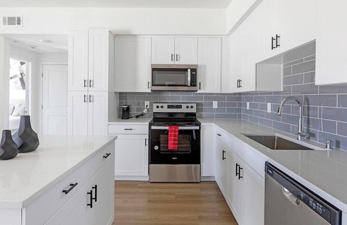 Townsite Apartment | Landing | Incredible 1BD, Pool, Rooftop Lounge