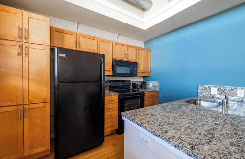 Petersburg Apartment | Landing | Modern 1BD, Courtyard, Gym