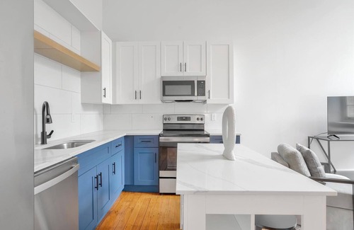 Greenville Apartment | Landing | Modern 1BD, Gym, Yoga Studio