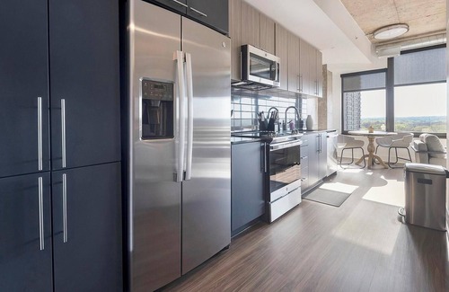 Baileys Crossroads Apartment | Landing | Modern 1BD, Gym, Game Room