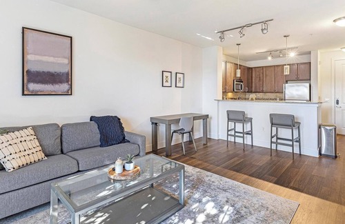 Park Central Apartment | Landing | Modern 1BD, Pool, Clubhouse