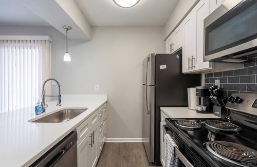 Indianapolis Apartment | Landing | Modern 1BD, Pool