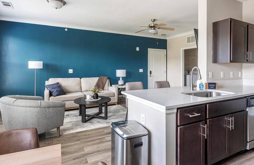 Summerville Apartment | Landing | Modern 1BD, Yoga Studio, Gym