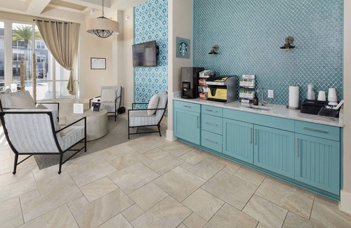 St. Johns Apartment | Landing | Modern 2BD, Gym