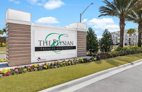 St. Johns Apartment | Landing | Modern 2BD, Gym