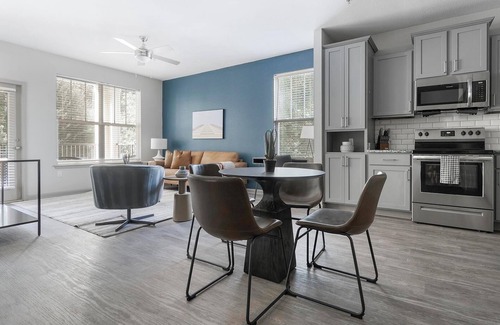 Paw Creek Apartment | Landing | Spectacular 2BD, Gym, Clubhouse