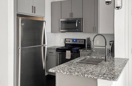 McNeil Apartment | Landing | Spectacular 2BD, Pool, Gym