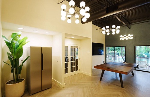 Northeast Raleigh Apartment | Landing | Spectacular Studio, Pool, Gym