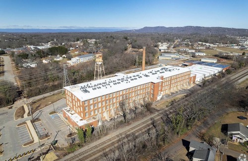 Greenville Apartment | Landing | Stunning 2BD, Gym, Yoga Studio