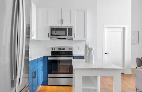 Greenville Apartment | Landing | Stunning 3BD, Gym, Yoga Studio