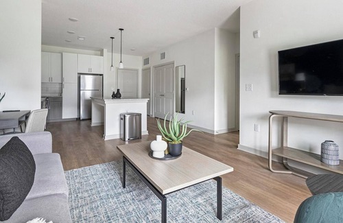 Jacksonville Apartment | Landing | Stylish 1BD, Gym, Clubhouse