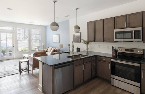 Madison Apartment | Landing | Stylish 1BD, Clubhouse, Pool