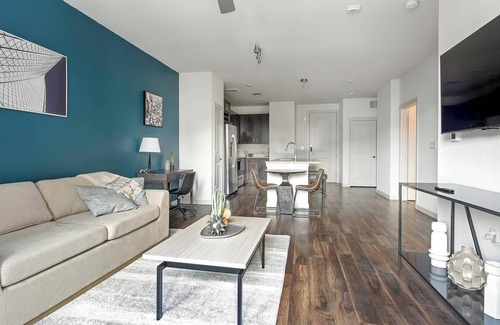 Wetmore Apartment | Landing | Stylish 1BD, Pool, Clubhouse