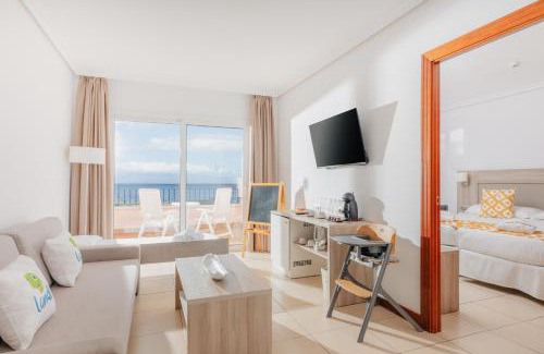 Puerto de Santiago Hotel | Landmar Costa los Gigantes Family Resort