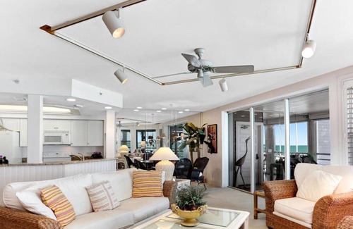 Captiva Villa | Lands End Village 1613 - Island Waterfront Living with Gulf to Bay Views