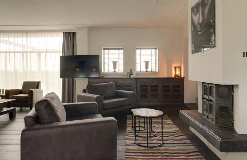 Ouddorp Villa | Langedijk 2 - Ouddorp - Euphoria (with XXXL jacuzzi, extra costs for use)