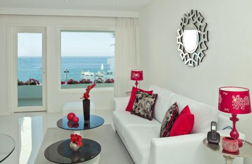 Puerto del Carmen Hotel | Lani's Suites de Luxe - Adults Only