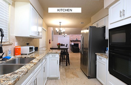 Pecan Grove House | Lansdowne DR · Richmond, Sugarland, Rosenburg, Katy West Houston