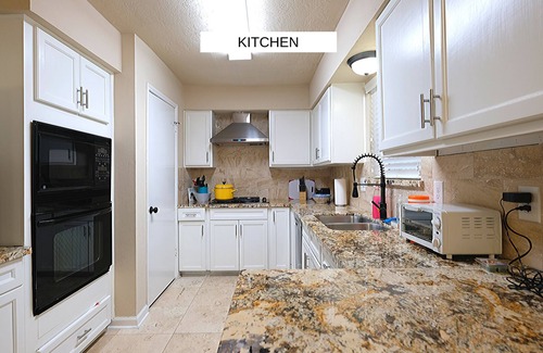 Pecan Grove House | Lansdowne DR · Richmond, Sugarland, Rosenburg, Katy West Houston