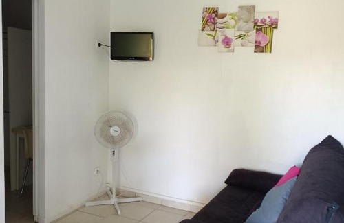 Sainte-Anne House | Lantana