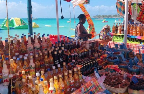 Sainte-Anne House | Lantana