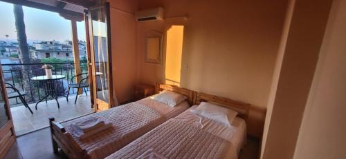 Istiaia-Aidipsos Apartment | Lantzos Studios