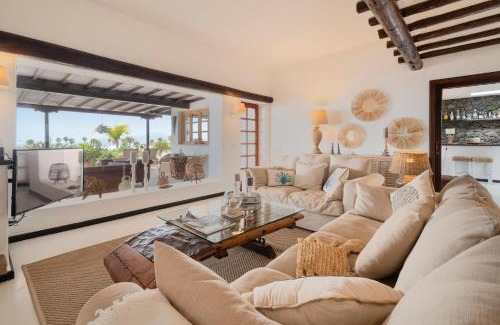Los Mojones Villa | Lanzahost Luxury Finca Paraiso