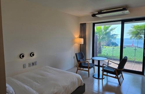 Jungmun Resort | Lareem Boutique Hotel