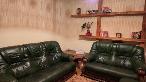 Ystradgynlais Apartment | Large 2 Bed Holiday Let in Central Ystradgynlais