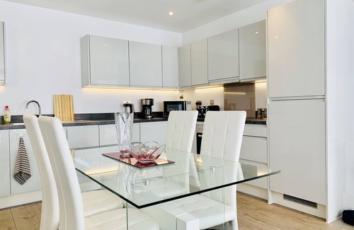 Bunhill Apartment | Large 2 Bedroom Central London Luxury Flat