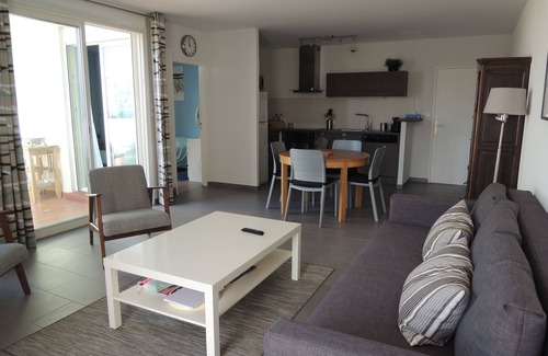 La Grande-Motte Apartment | Large 2 room cabin of 60m2 in the city center