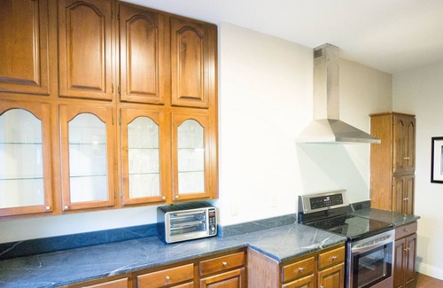 Beacon Hill Condo | Large 3.5 BR/2 BA Penthouse Duplex in Boston's Beacon Hill