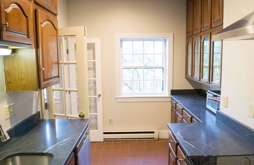 Beacon Hill Condo | Large 3.5 BR/2 BA Penthouse Duplex in Boston's Beacon Hill