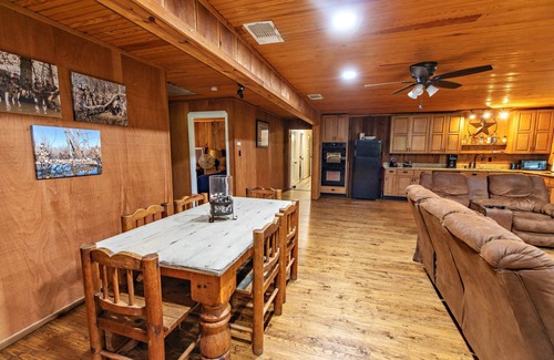 Brookston House | Large 4 Bedroom 2 Bath Country Home with Gorgeous Views