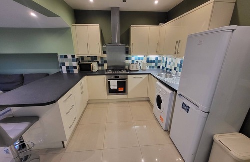 Hammersmith and Fulham House | Large 4 Bedroom House In Central London