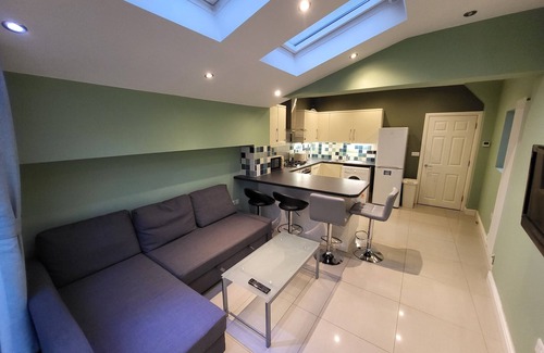 Hammersmith and Fulham House | Large 4 Bedroom House In Central London