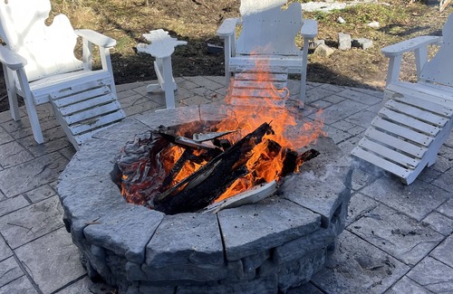 Williamsburg House | Large 5 bdrm cottage