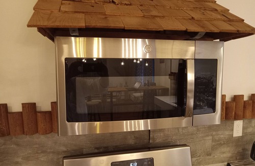 Woodridge House | Large 7B/3B Villa w/Indoor Pool, Hot Tub, Slps 16