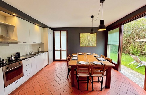 Bellagio Apartment | Large apartment with private garden, next to the lake. Dog welcome