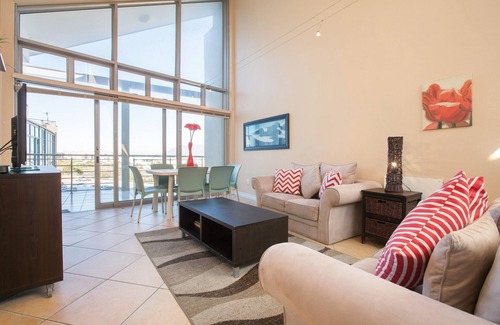 Melkbosstrand Apartment | Large Balcony with BBQ, Mountain Views & Parking