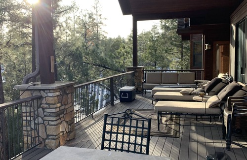 Torreon House | Large beautiful cabin home with hot tub under the pine trees.
