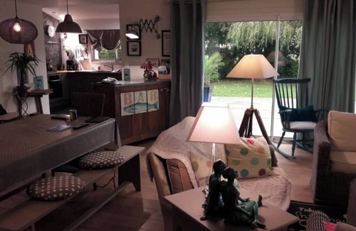 Locmaria House | Large, comfortable Grand-Cosquet Locmaria house on 800m2 wooded grounds