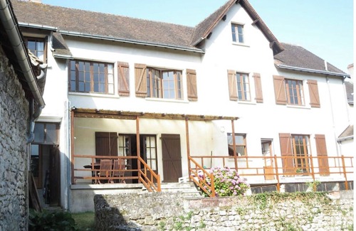 Lurais House | Large country house for 4 people by the river