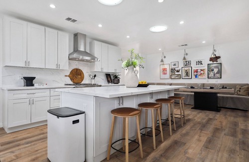 Palm Desert House | Large Estate 6bdr- all en suites/Pickleball/Volley+BasketBall/Putting/Pingpong