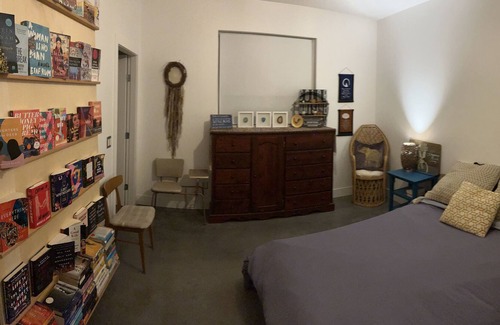 Southeast Kelowna House | Large family home on 2.5 acres on Mission Creek w/pool.